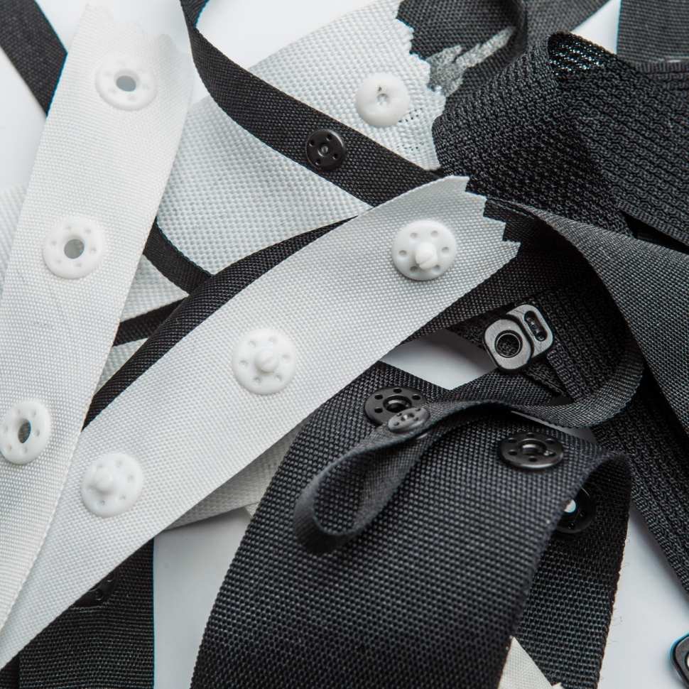 Rigid braid with purple lurex